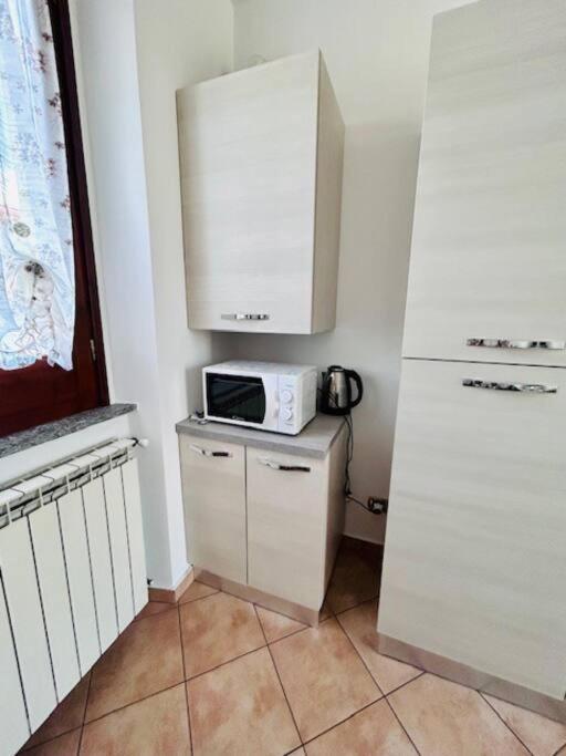 Casa Lucia A Carugoアパートメント エクステリア 写真