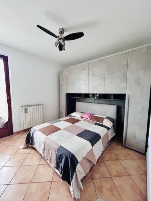 Casa Lucia A Carugoアパートメント エクステリア 写真