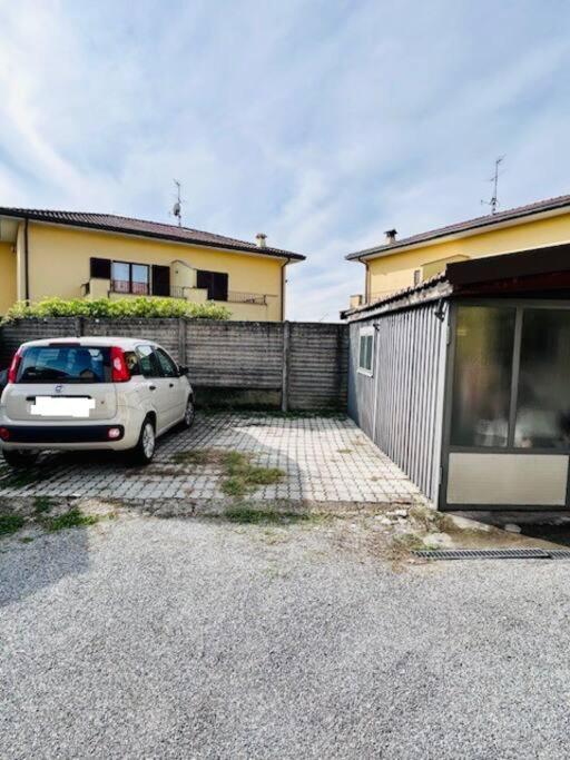 Casa Lucia A Carugoアパートメント エクステリア 写真